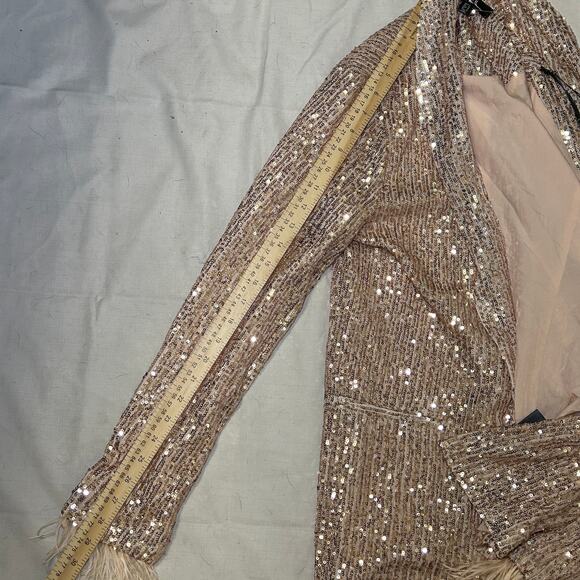 Nicole Miller Charlotte Allover Sequin Feather Trimmed Jacket Size Small‎ Gold - Picture 6 of 10